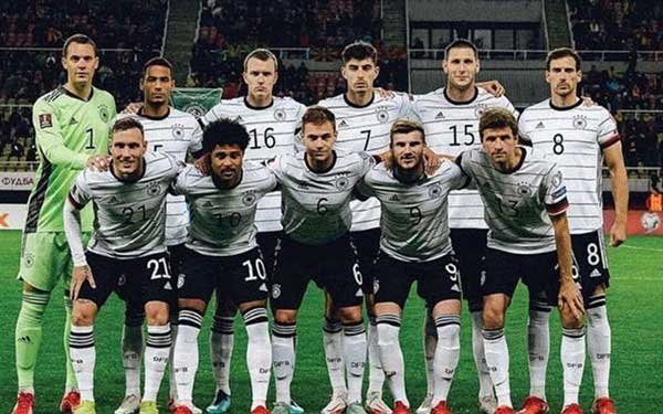 Giành trọn 3 điểm quan trọng ở trận đấu này sẽ đảm bảo cho Đức đi tiếp vào vòng trong.