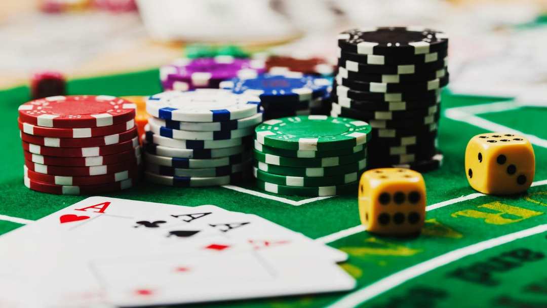 Sảnh casino luôn thu hút du khách với nhiều trò chơi đa dạng