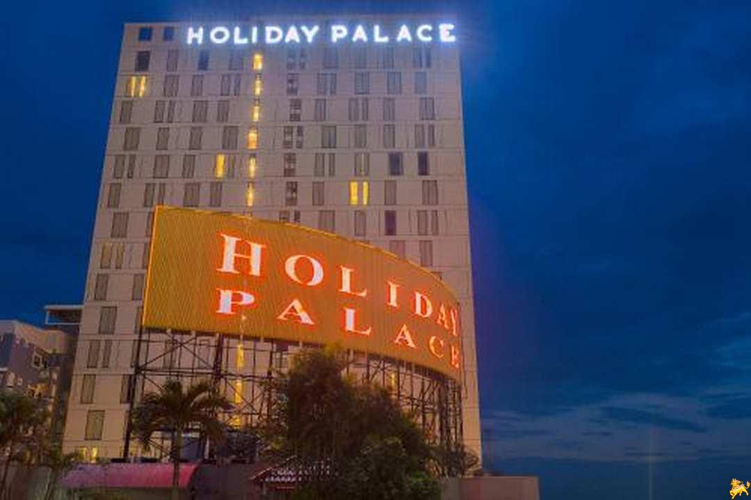Holiday Palace Resort & Casino