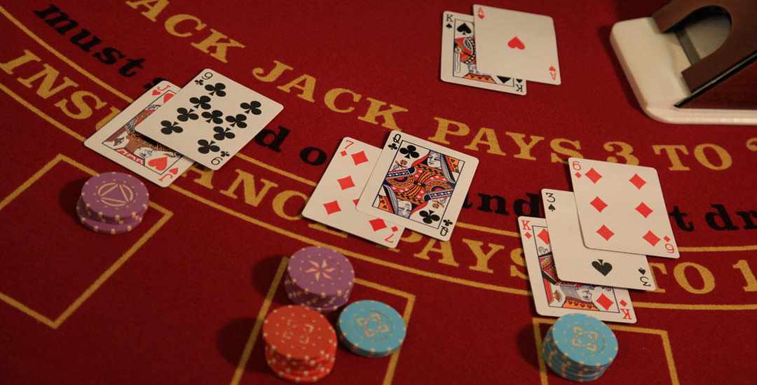 Holiday Palace Hotel & Resort Cung cấp Cá cược Blackjack